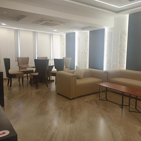 Hotel Kadamb Tree Jabalpur Ngoại thất bức ảnh